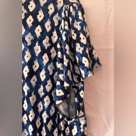 Lane Bryant Blue & White Ikat Dress - Belted - Flutter Sleeves - Plus Size 22/24 - Picture 8 of 9